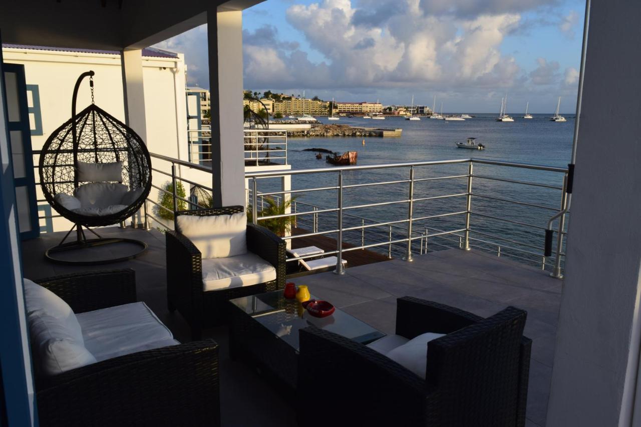 Tradewinds Apartments Simpson Bay Exterior photo