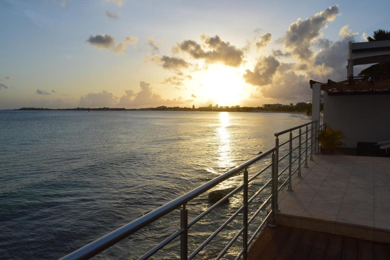 Tradewinds Apartments Simpson Bay Exterior photo